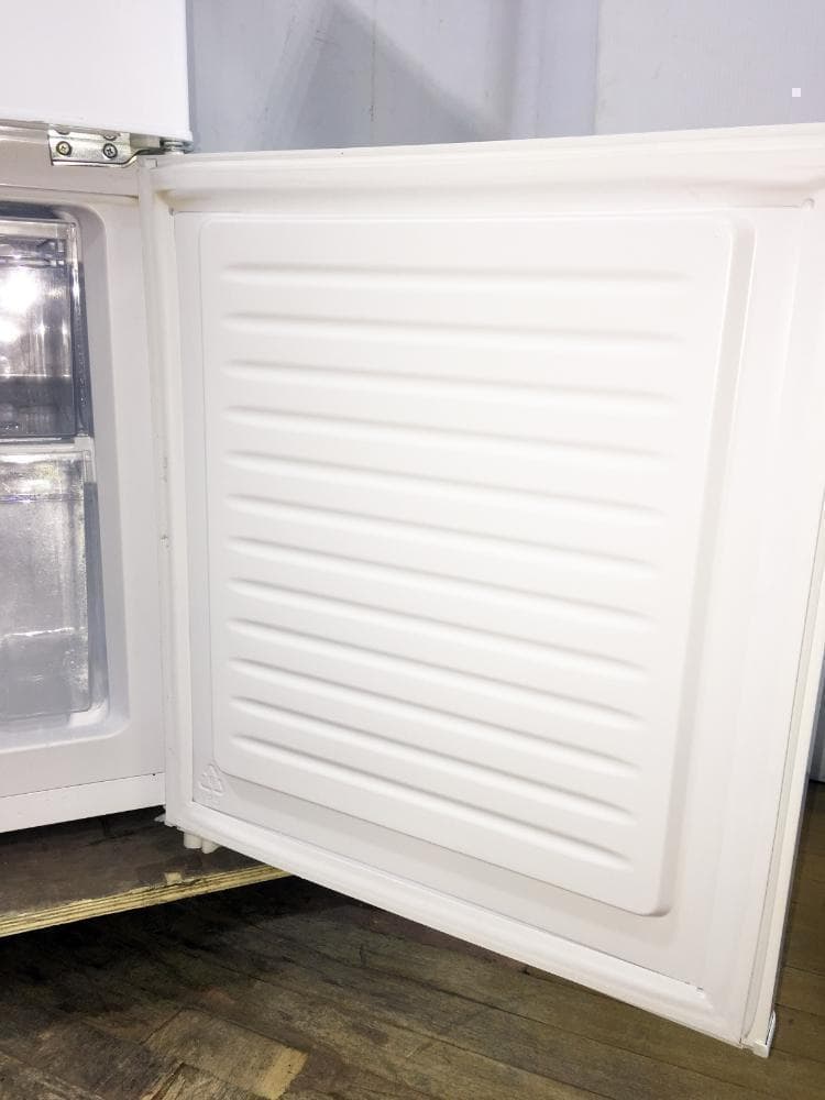 送料無料★ニトリ☆106L☆2ドア冷凍冷蔵庫【NTR-106】