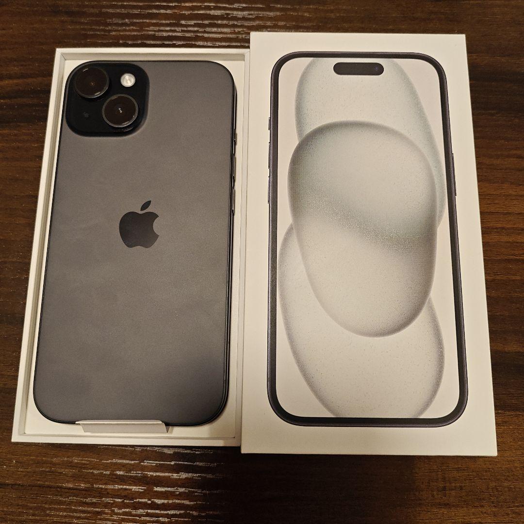 Apple iPhone 15 本体 シムフリー 128GB 美品 ケース付き
