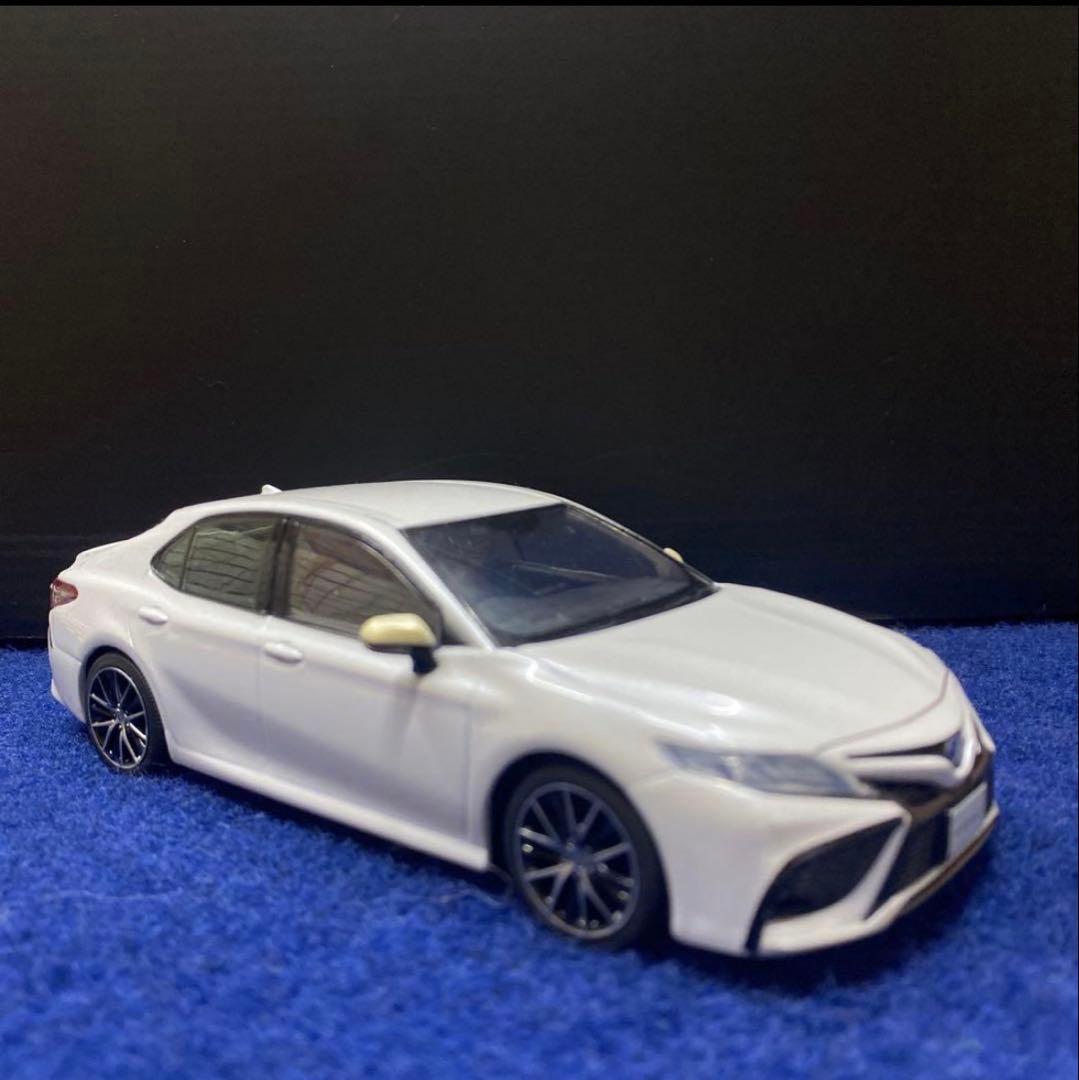 トヨタ カムリ CHR アクア カラーサンプルミニカー 3台セット 非売品