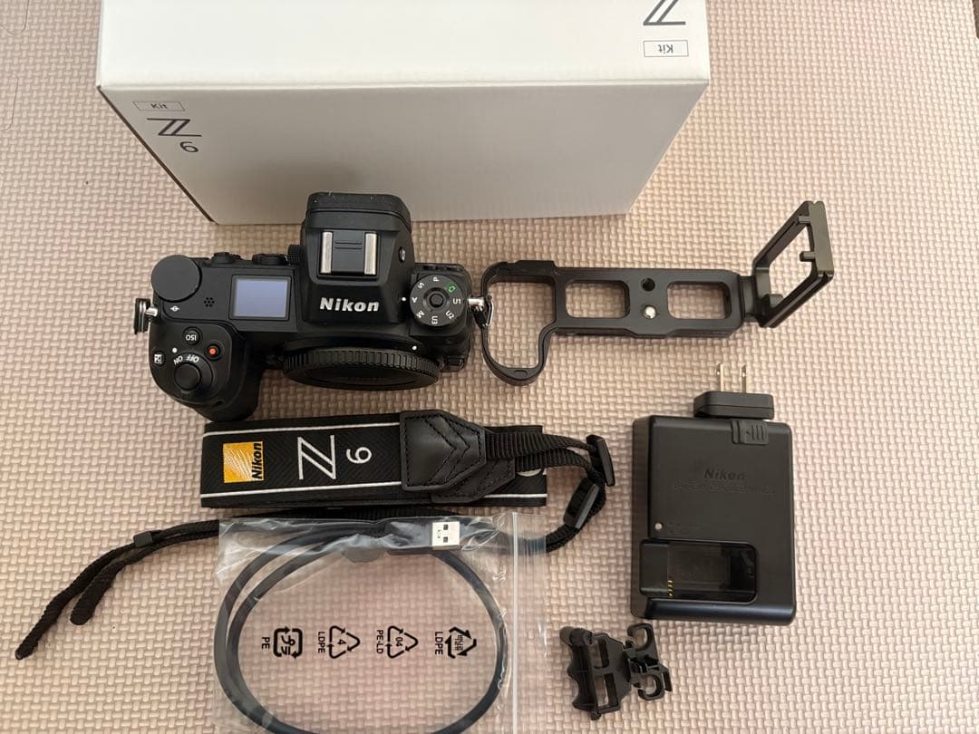 Nikon Z 6 ミラーレス一眼カメラ