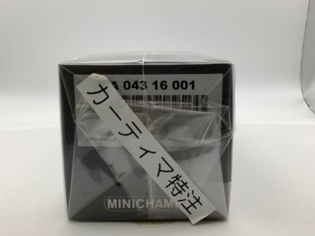 MINICHAMPS 赤いミニカー 限定300台 081/300 - メルカリ