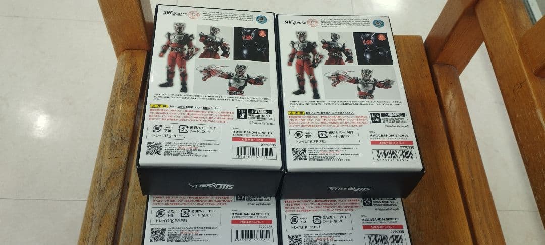 S.H.Figuarts 真骨彫製法　仮面ライダー龍騎　フィギュアーツ4箱セット