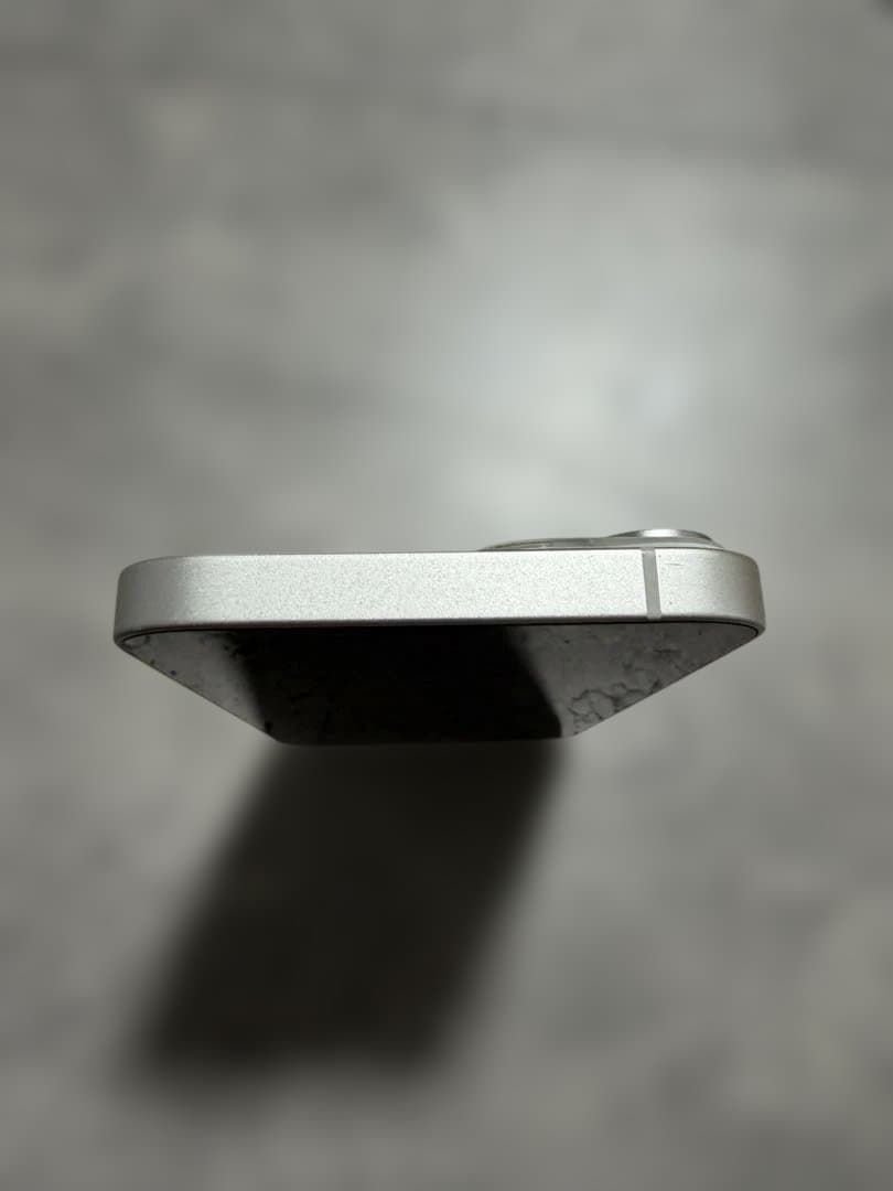 iPhone14 128GB 本体 バッテリー最大容量81％ SIMフリー