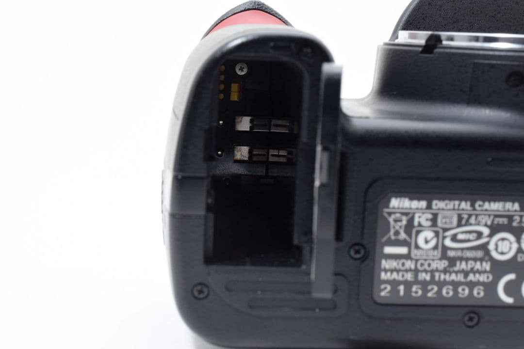 CCD搭載✨ニコン D60✨手ブレ補正 ダブルレンズ✨軽量 コンパクト 一眼レフ