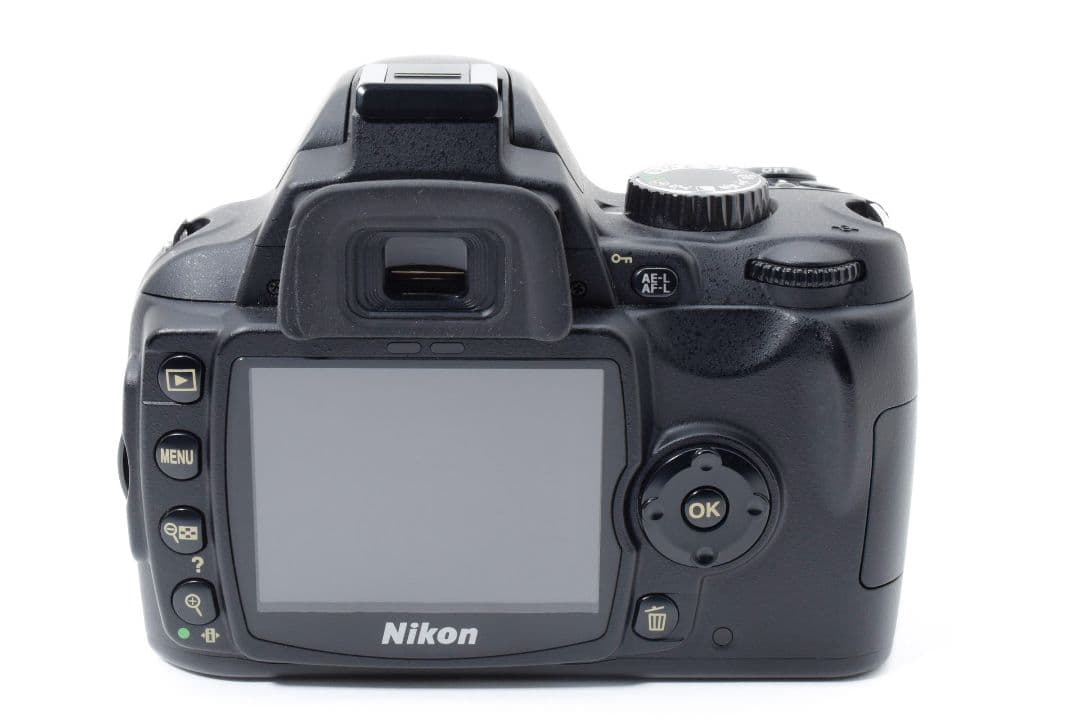 CCD搭載✨ニコン D60✨手ブレ補正 ダブルレンズ✨軽量 コンパクト 一眼レフ