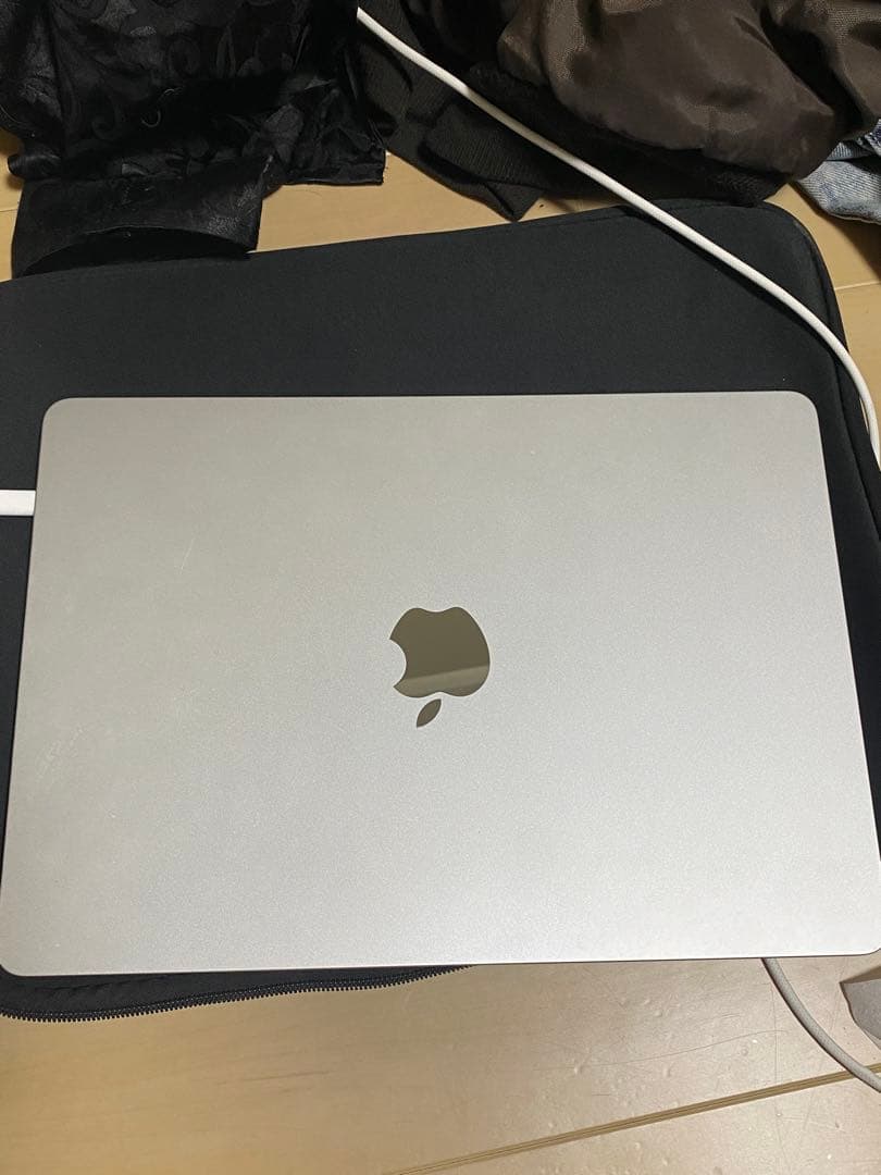 Apple MacBook air m2 ほぼ使ってません