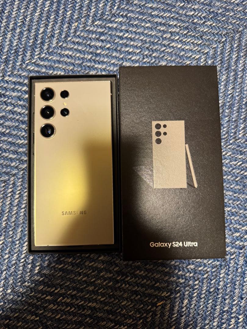 美品　Galaxy S24 Ultra　国内版 Amazon.com: SAMSUNG Galaxy S24 Ultra 5G Factory Unlocked 256GB