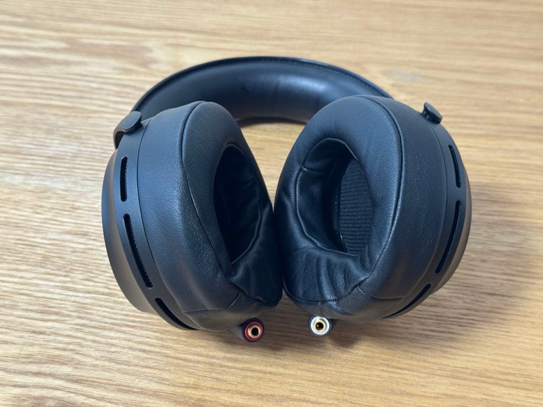 【美品】SONY MDR-Z7M2 ブラック 有線ヘッドホン