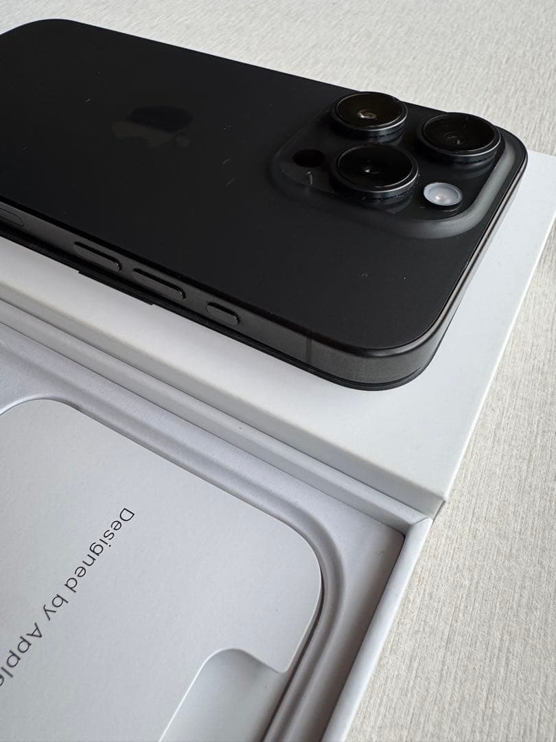 スマートフォン本体 Apple iPhone 15 Pro 128GB Titanium Black