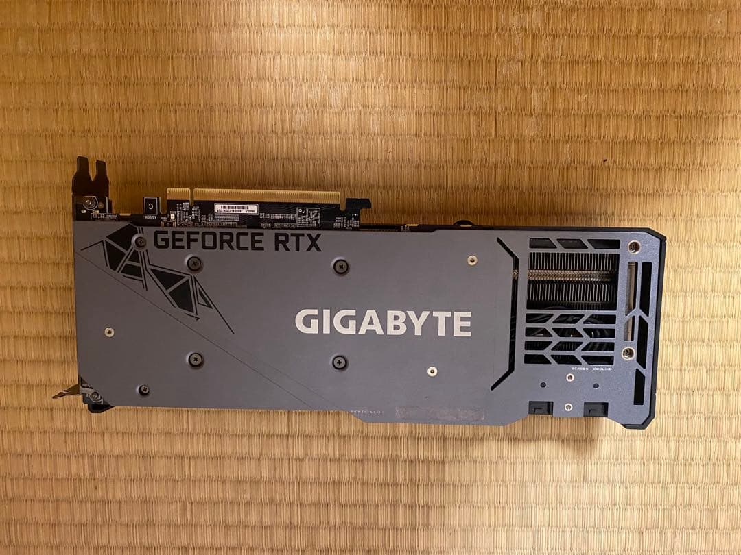 GIGABYTE GeForce RTX 3070 GAMING ノイズあり