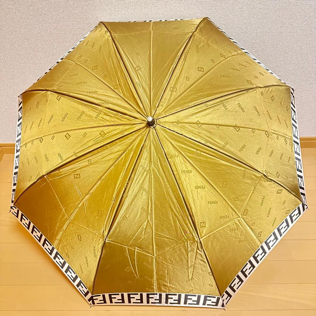 新品未使用品✨FENDI✨フェンディ✨折りたたみ傘✨ズッカ柄✨フィルム