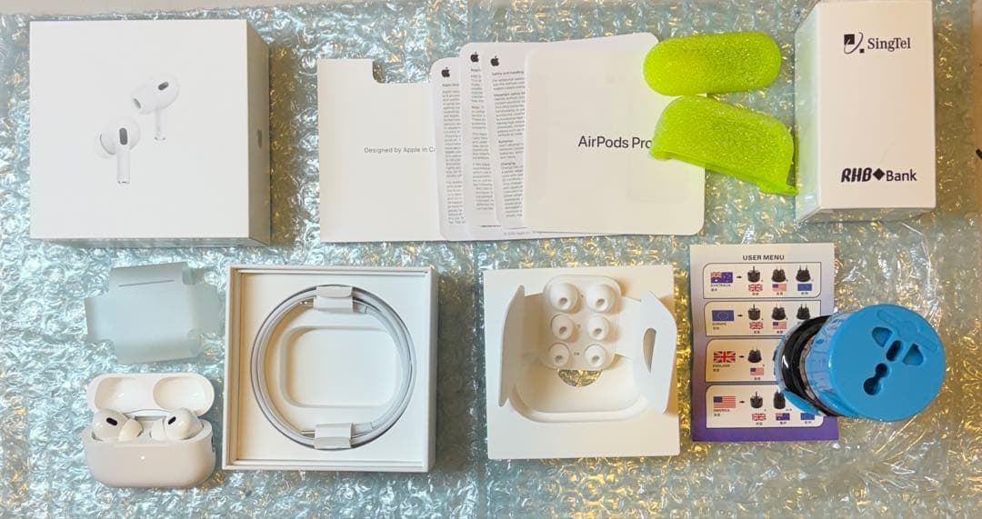 こ*ろ様 AirPods Pro 第2世代 Lightning ワイヤレス充電 楽天市場】国内新品純正品 Apple純正 AirPods Pro (第 2 世代) MagSafe