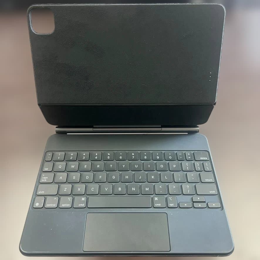 ゆ*う様 【iPad Air 第4世代】キーボード&ペン付属