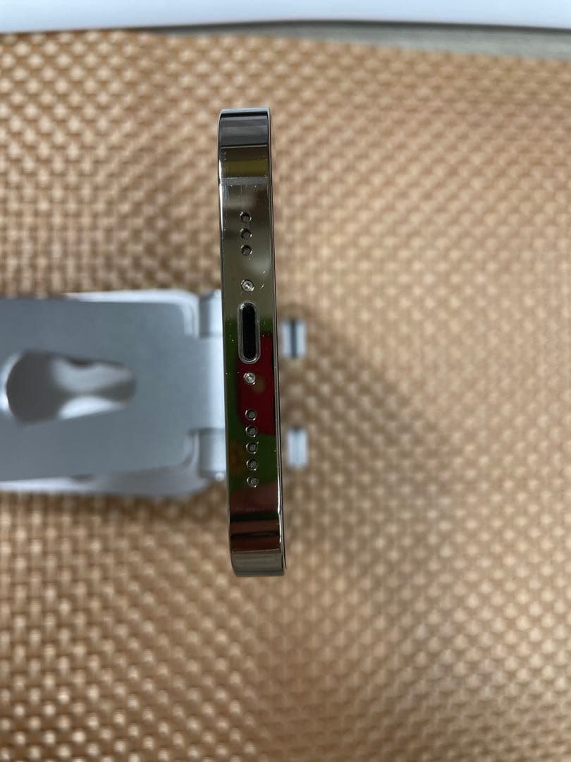 iPhone 13 Pro 256 GB ゴールドSIMフリー【8092】