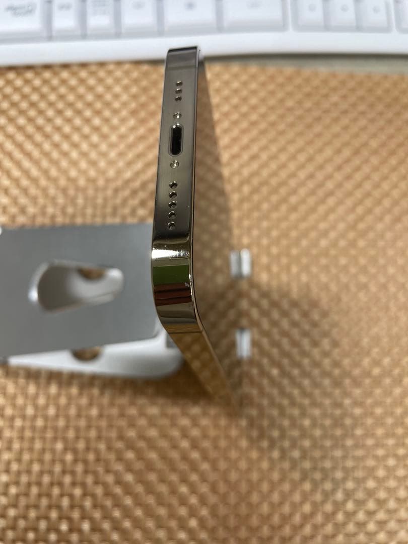 iPhone 13 Pro 256 GB ゴールドSIMフリー【8092】