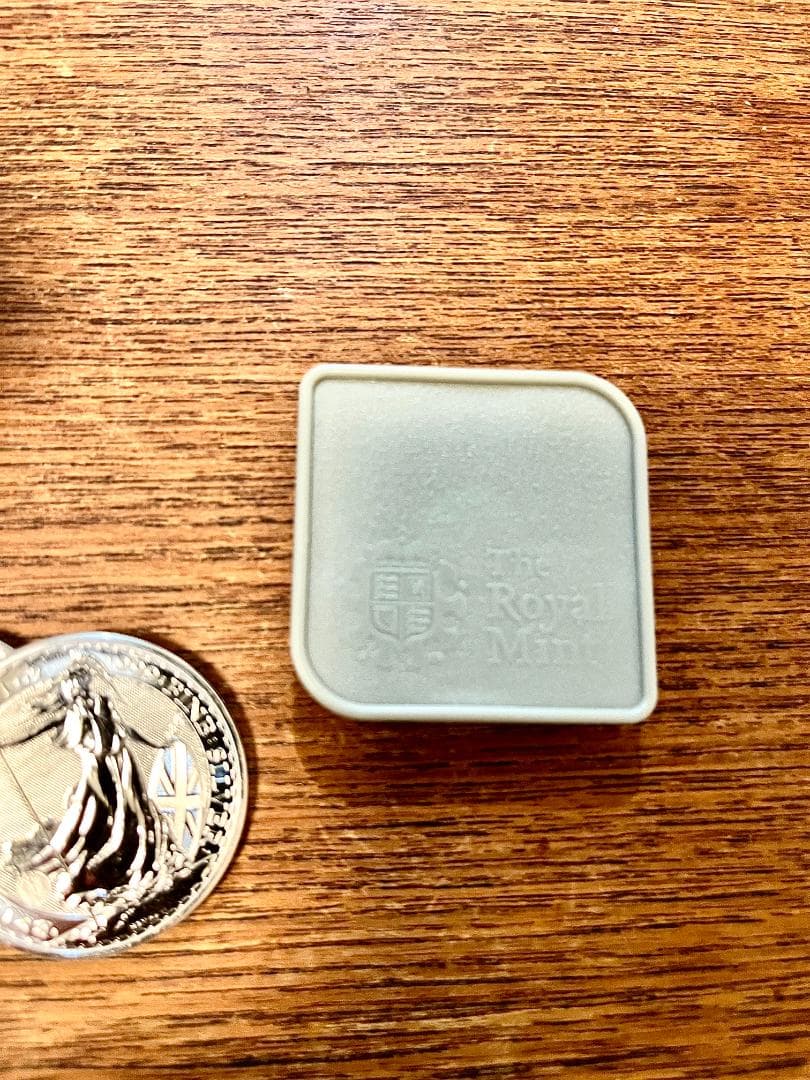 20021年 1oz シルバー ブリタニア コイン イギリス エリザベス - メルカリ