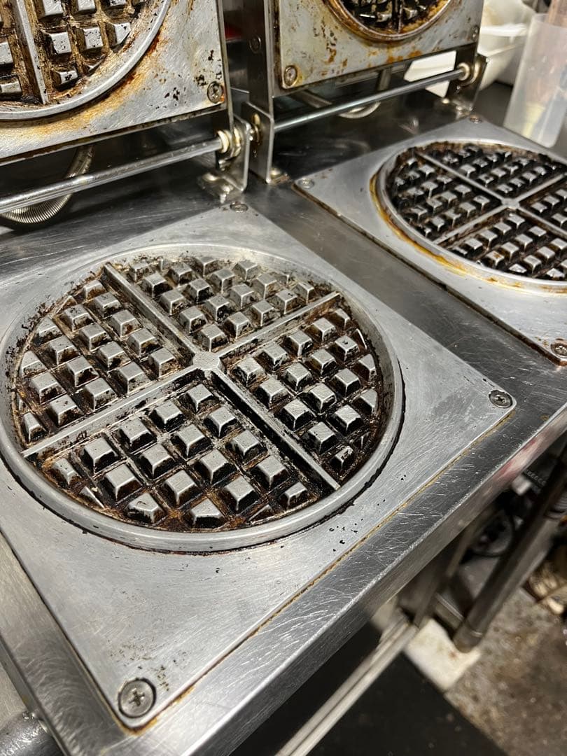 ST-2（サンテック）/業務用ワッフル/ワッフル機械