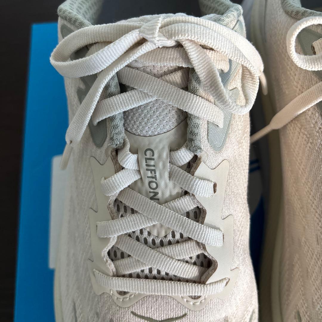 HOKA ホカCLIFTON 9 クリフトン　ベージュ　WIDE 27.5cm