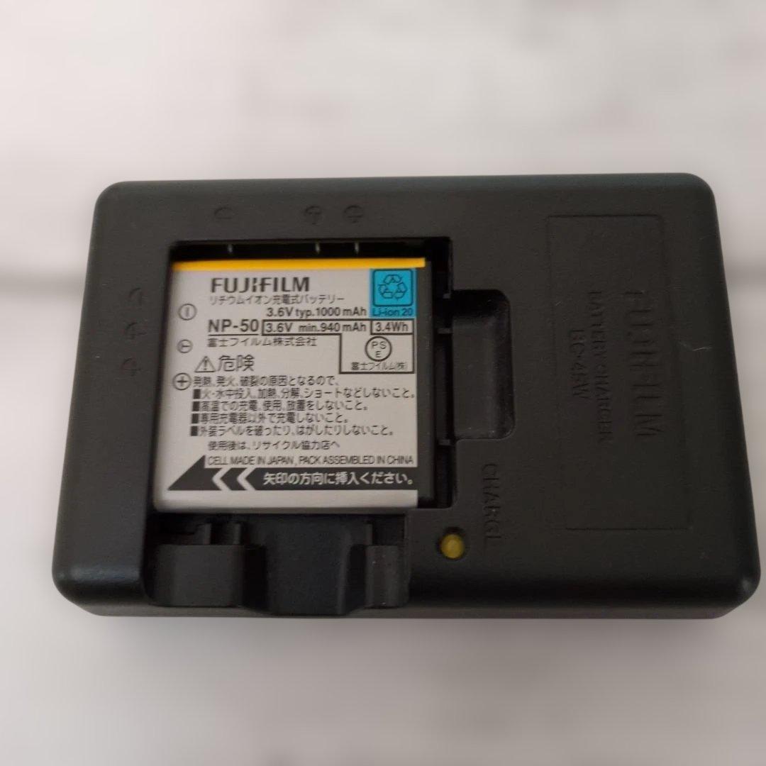 お値下げ！FUJIFILM FinePix F80EXR・デジカメ　元箱以外完品