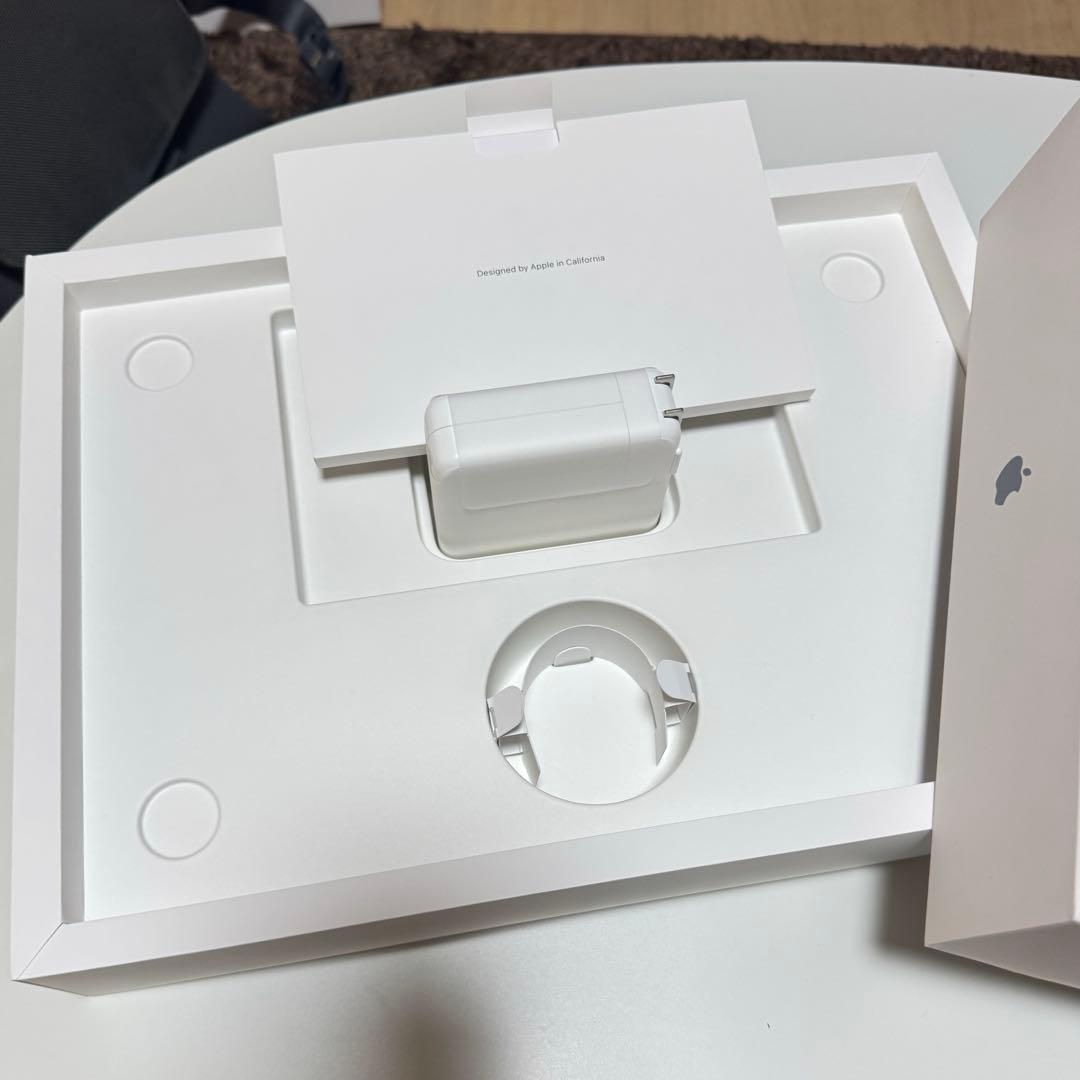 MacBookPro M3Max 14インチ　SSD1TB メモリ36GB