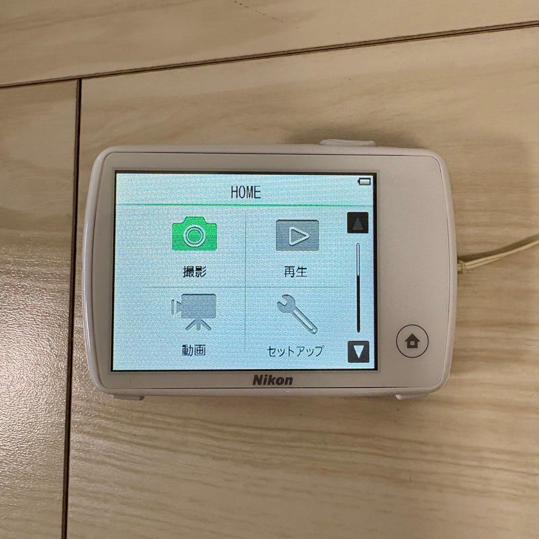 NIKON コンパクトデジタルカメラ COOLPIX S01 ホワイト