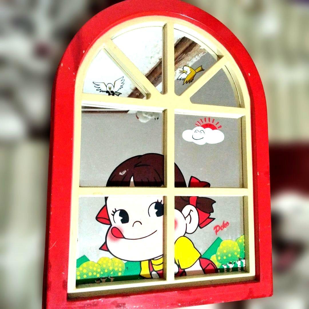 ペコちゃん 窓型デコレーション鏡 ペコちゃん 窓型デコレーション鏡 ほっぺちゃんでデコったコンパクト