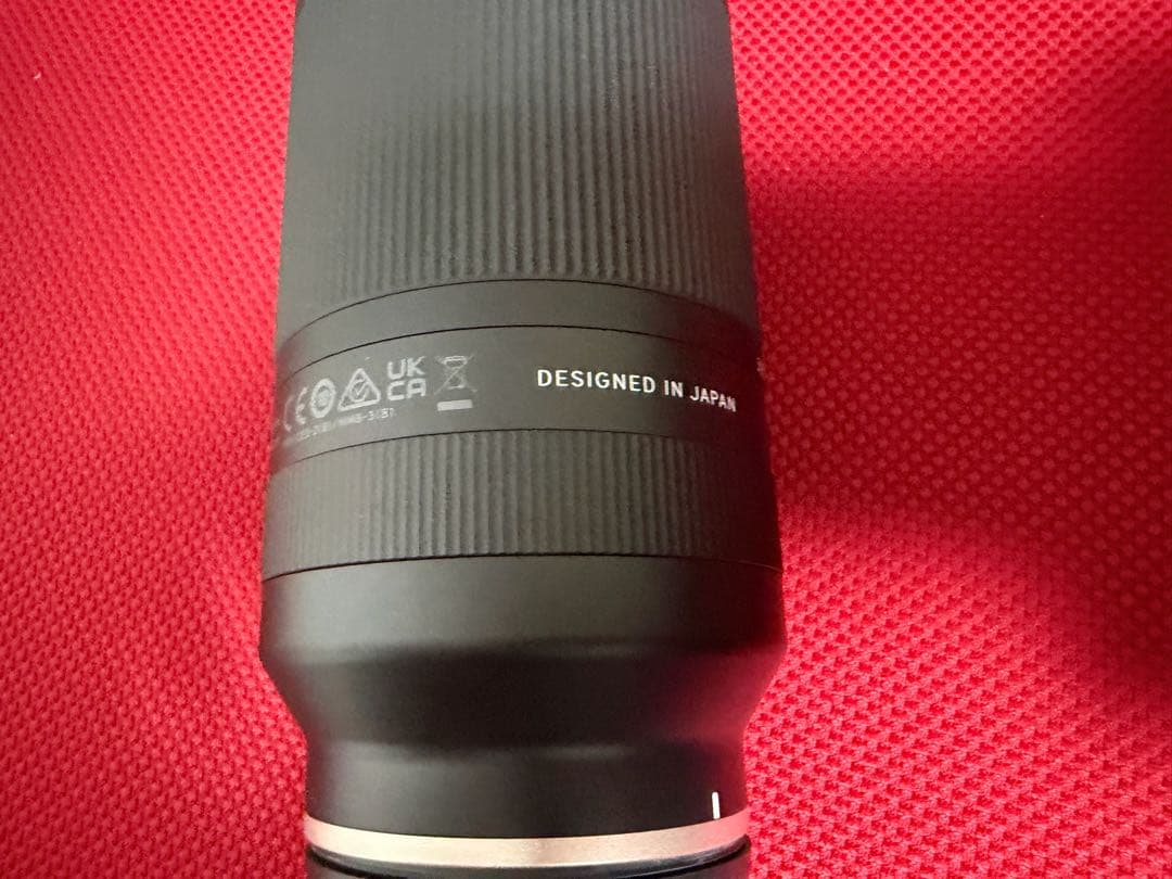 TAMRON タムロン 70-300mm F4.5-6.3 Di III RXD