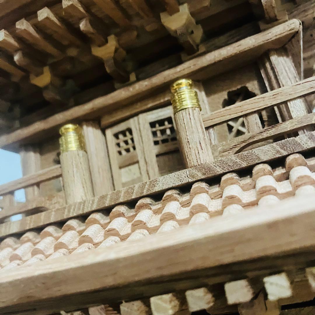 美品】木製模型 法隆寺 五重塔 置物 飾り物 高さ約60cm ガラスケース付