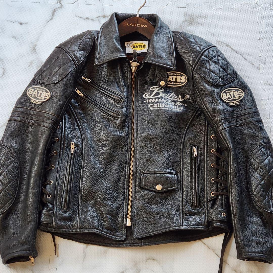 極美品✨BATES ライダースジャケット 牛革 背面デカロゴ キルティング BATESベイツレザージャケット公式通販【ノーリミット】