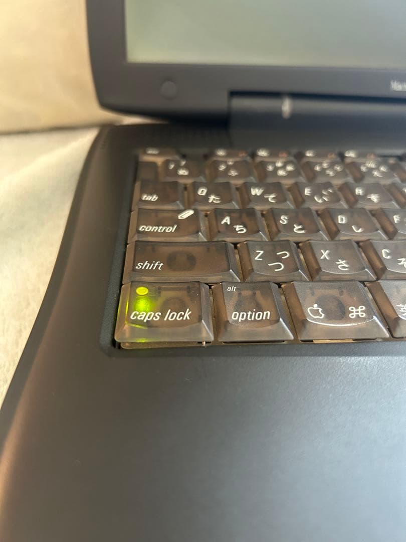 PowerBook G3 (ブロンズキーボード) M5343 Lombard