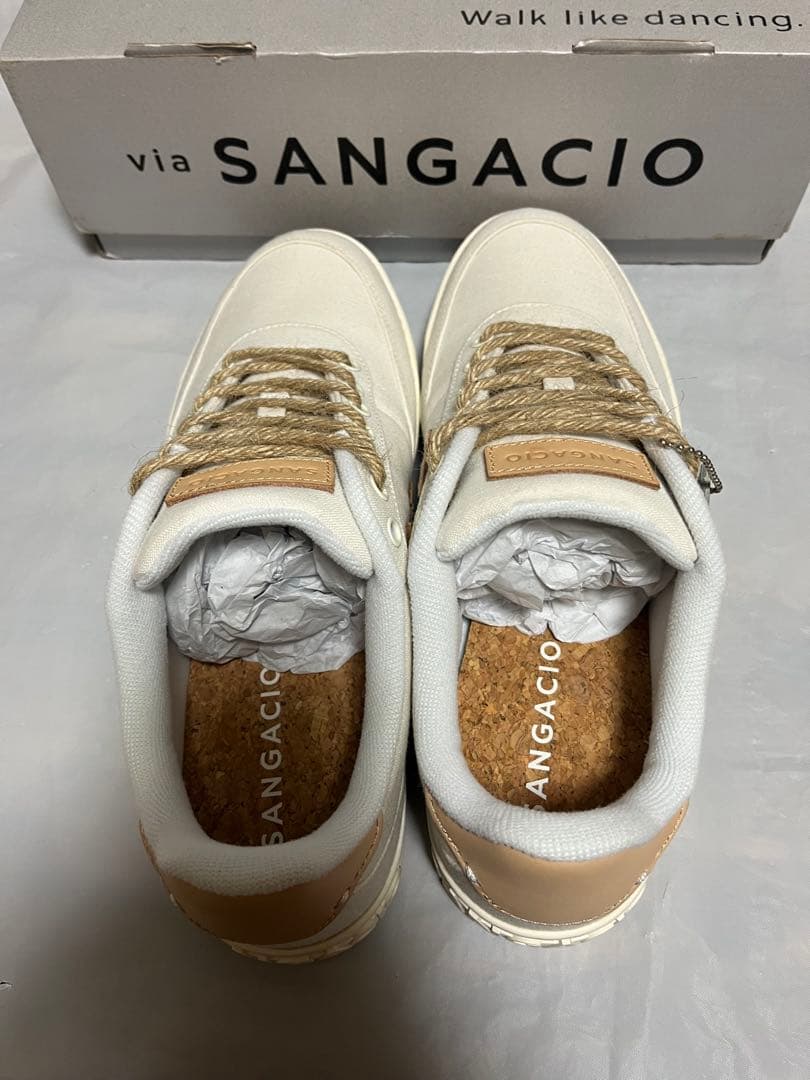 新品未使用 via SANGACIO にゅ 28.0cm オーガニックホワイト