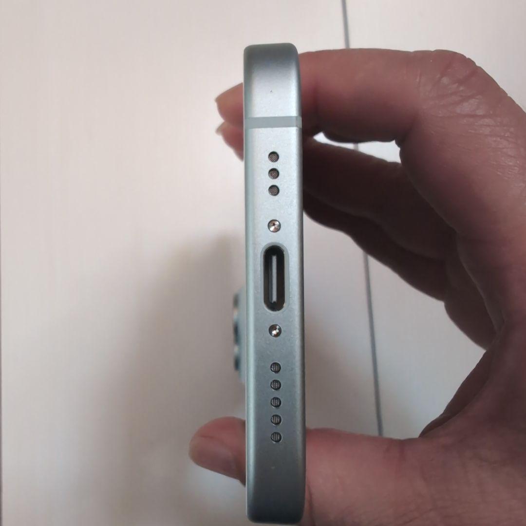 【美品】Apple iPhone 15 128GB 本体　バッテリー100%