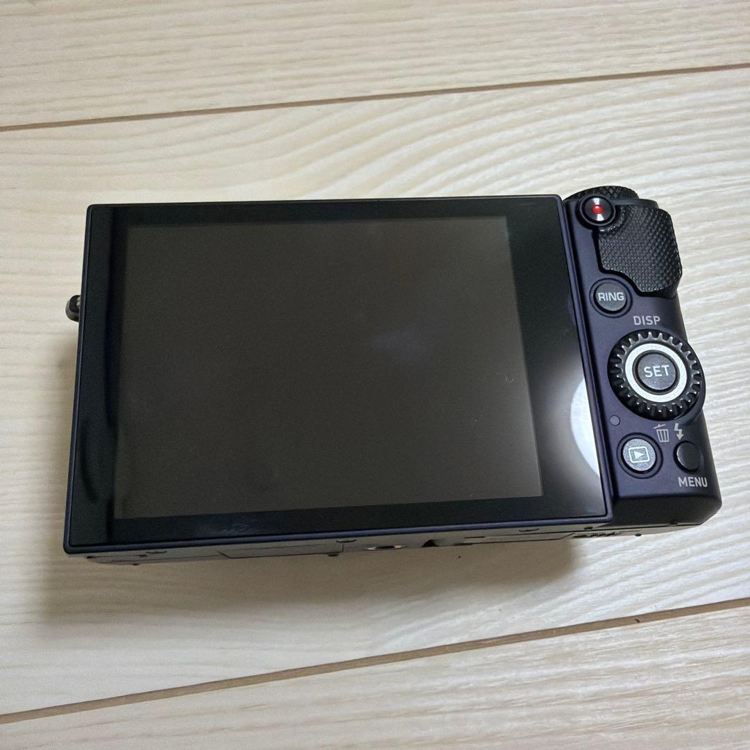 CASIO EXILM EX-10 コンパクトデジタルカメラ