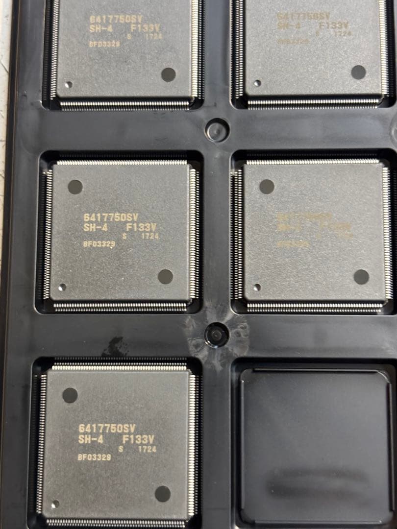 (29個)ルネサス　HD6417750SVF133V。新品同様。未使用.