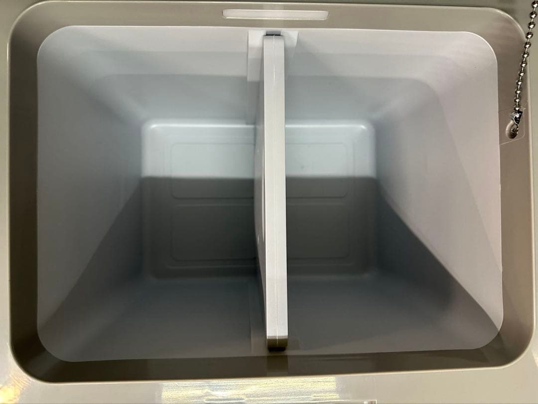 407 車載冷蔵庫 バッテリー内蔵 30L ポータブル 冷凍冷蔵庫