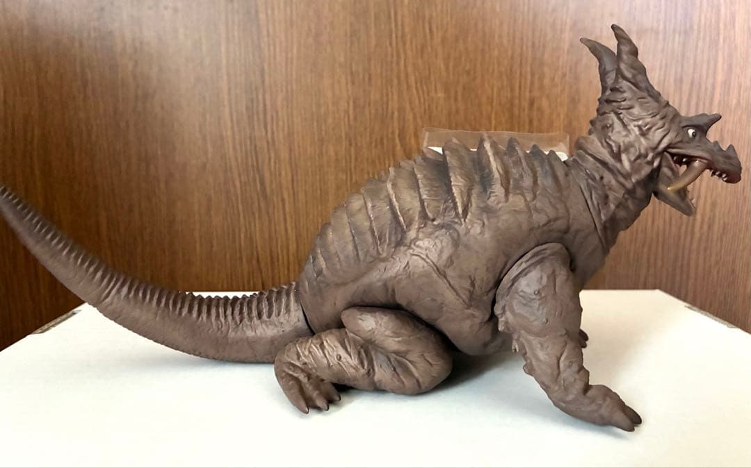 最終値下げ)ウルトラ大怪獣シリーズ5000 パゴス タグ付き