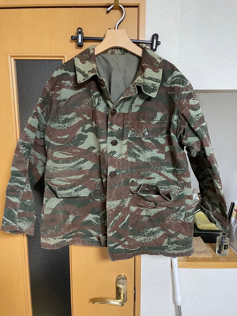 迷彩ジャケット 迷彩色 4ポケット　動物ボタン 迷彩ジャケット 迷彩色 4ポケット 動物ボタン | 激安通販のイーサプライ