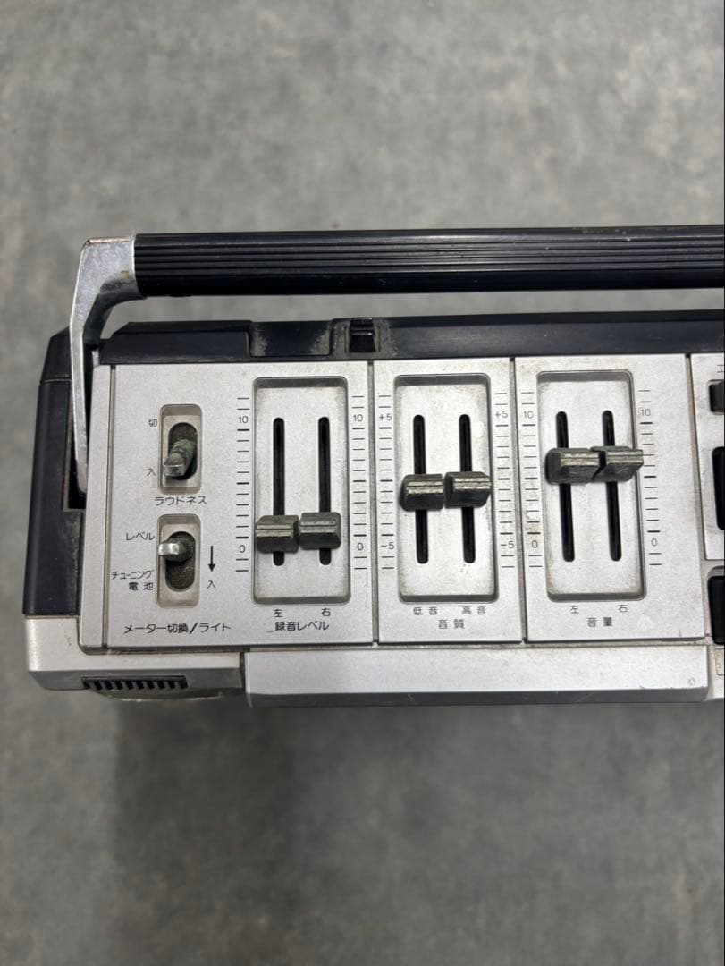 希少！SHARP ラジカセ GF-305ST 昭和レトロ 70s シルバーボディ