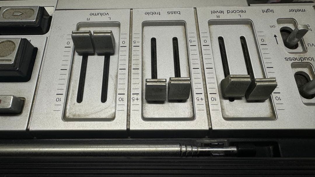 SHARP ステレオラジオカセットレコーダー GF-303ST