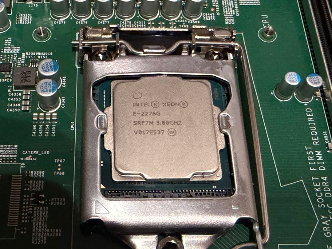 サーバー用マザーボード、CPU、DDR4 ECC 32GBメモリ　2組セット