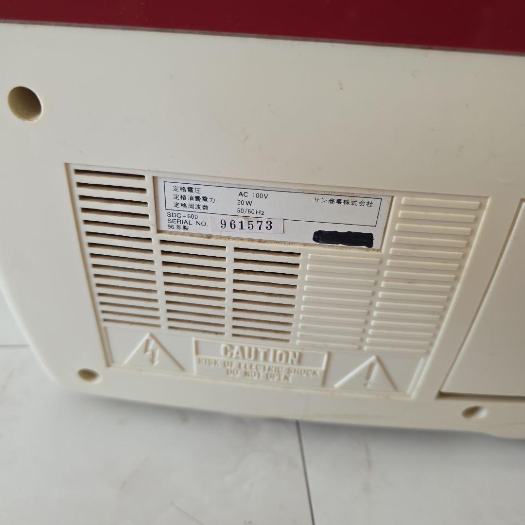 アンティーク1996年製☆レトロ ラジオカセットプレーヤー 赤クリーム