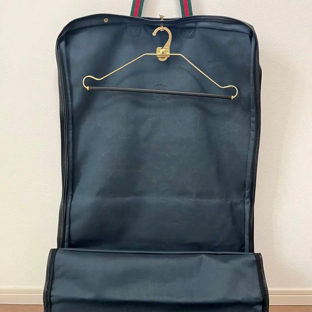 極美品 GUCCI GG柄 レザー ガーメントケース ハンガーつき 黒