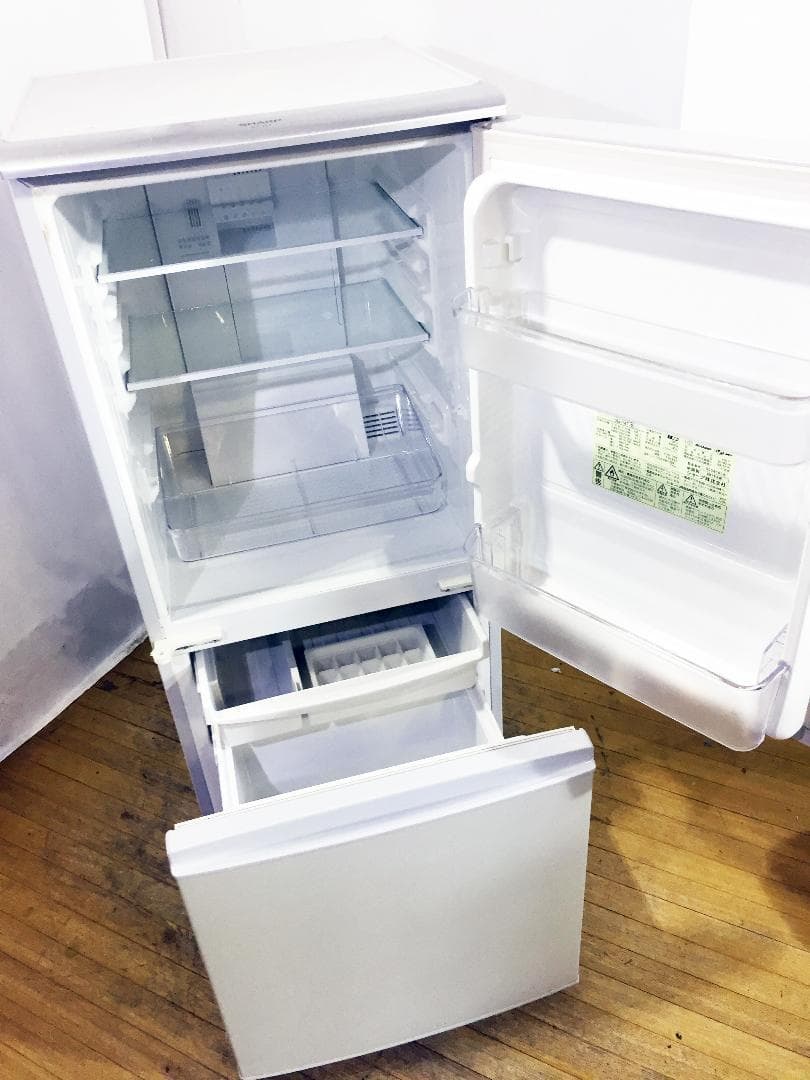 30日迄！送料無料★SHARP 137L 冷蔵庫【S-14T-S】