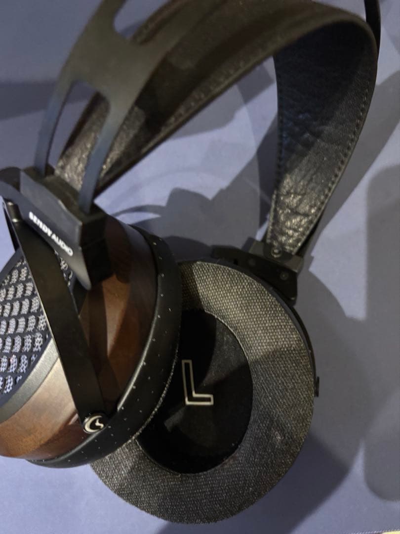 ヘッドホン sendy audio aiva2