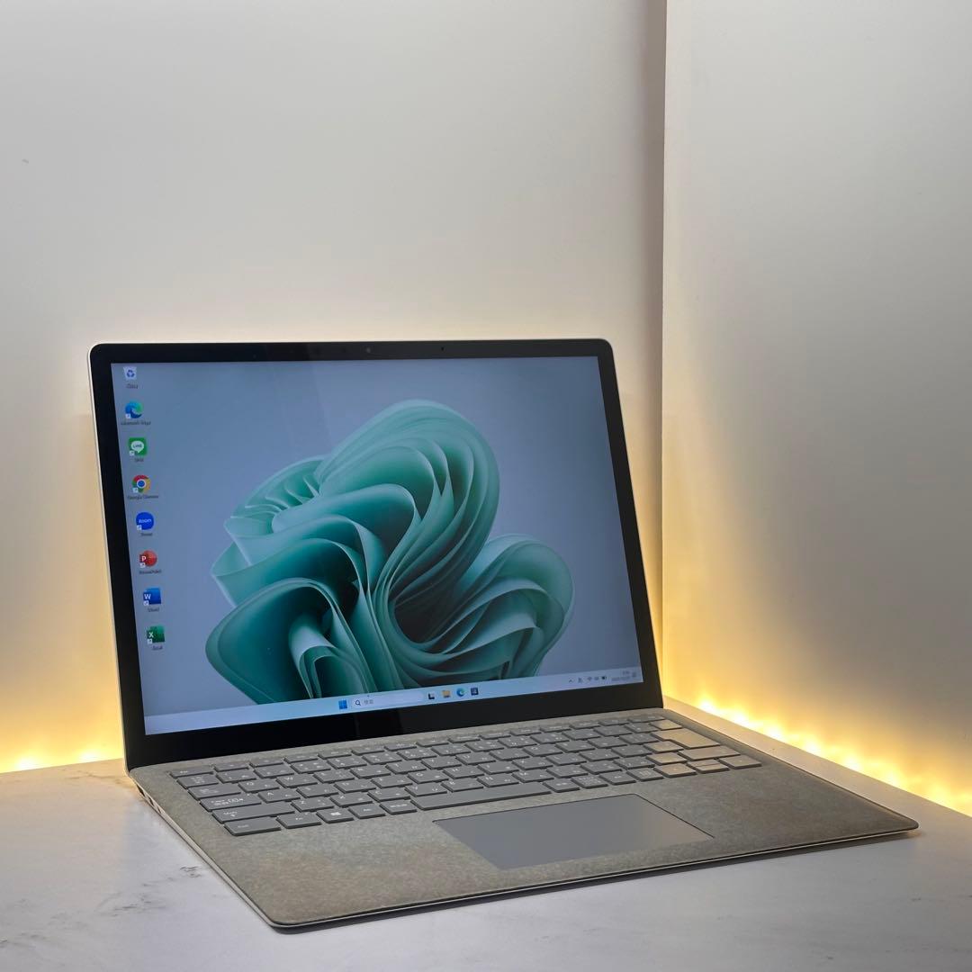 【特価品】【化粧箱付属】Surface Laptop Corei5/8/128