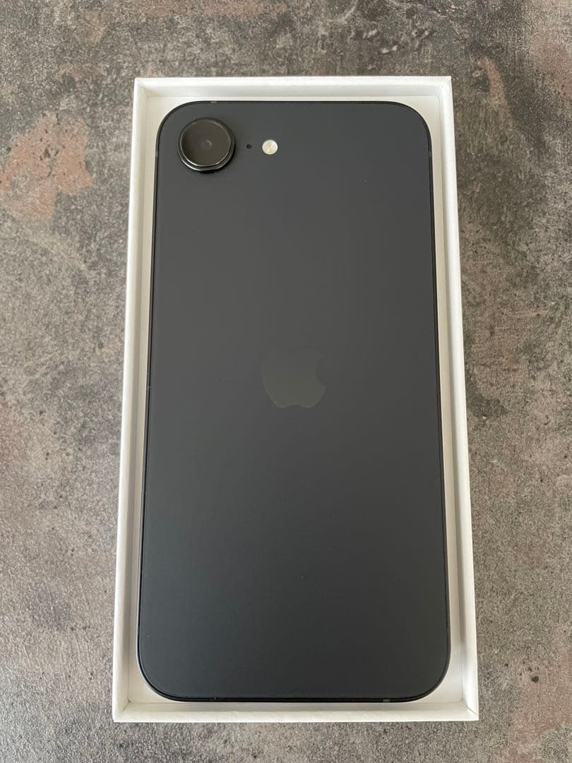 極美品】【おまけ付き】iPhone16e ブラック 128GB SIMフリー - メルカリ