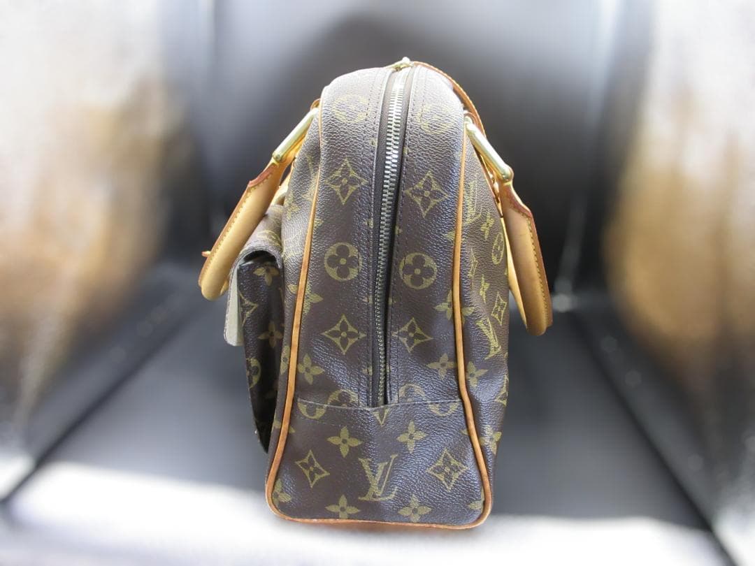 Louis Vuitton モノグラム マンハッタンGM #FL0088