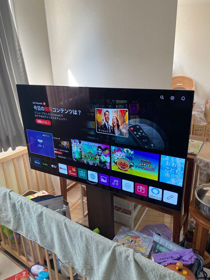 55型 有機ELテレビ スタンド付き　東京引取限定