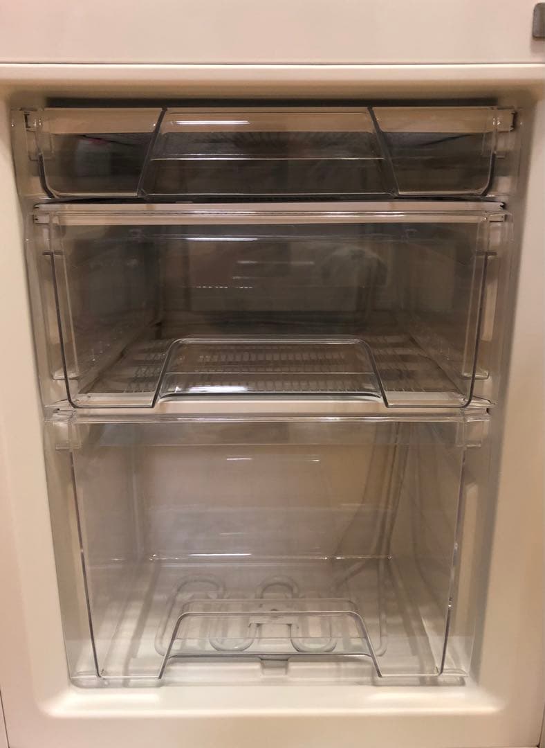 IRIS OHYAMA 142L 2ドア冷蔵庫　冷凍庫