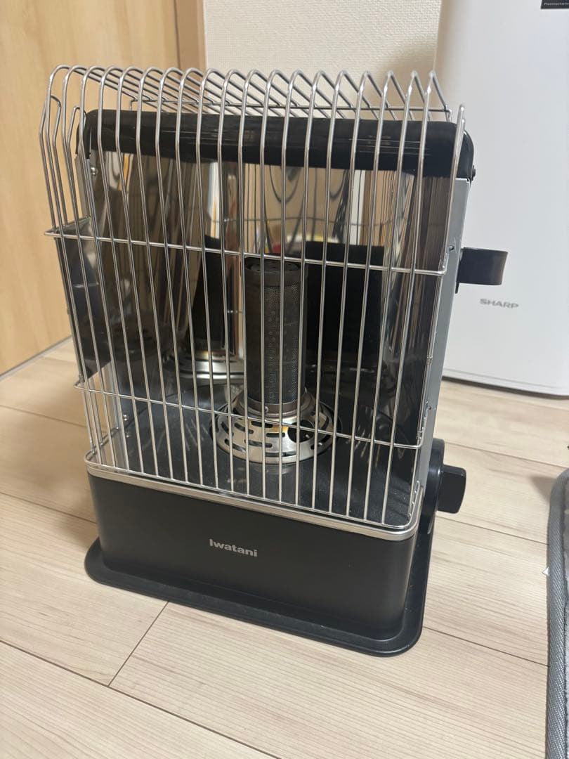 Iwatani イワタニ カセットガスストーブ デカ暖 カセットガスストーブ“デカ暖” | 岩谷産業